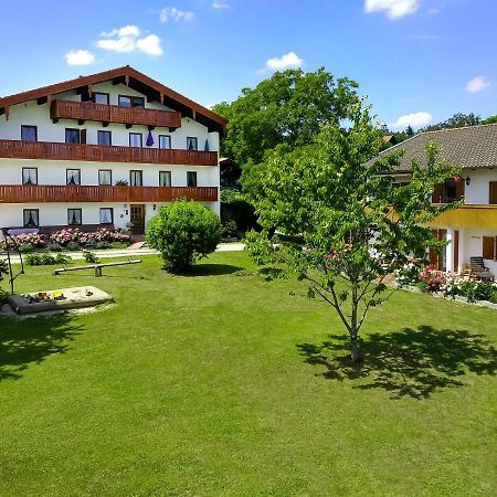 Ferienwohnungen Loisenhof Gstadt am Chiemsee Exterior foto