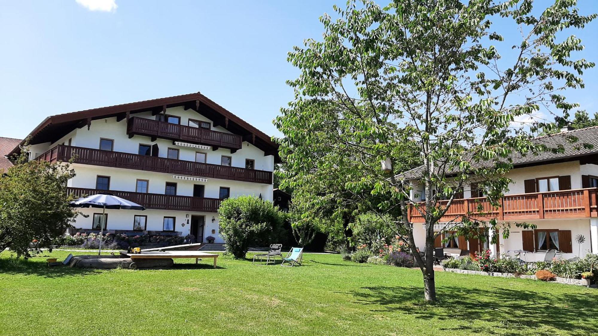 Ferienwohnungen Loisenhof Gstadt am Chiemsee Exterior foto